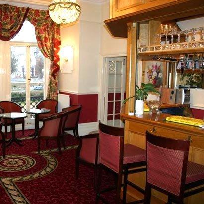 Courtlands Hotel Eastbourne Restaurant photo